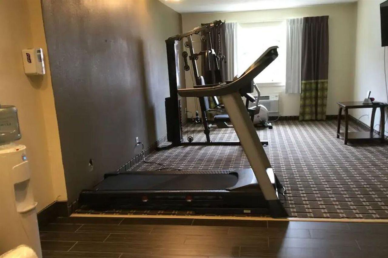 Americas Best Value Inn Phenix City Bagian luar foto