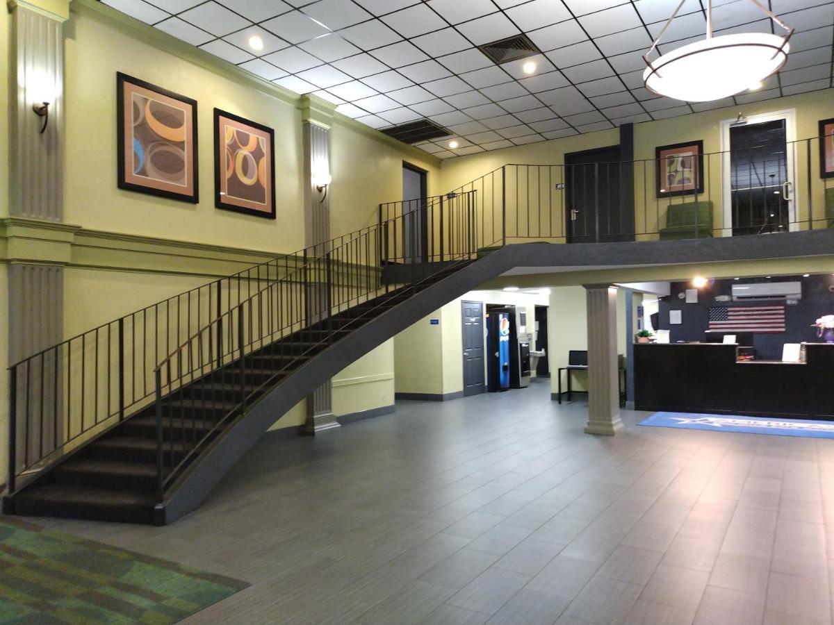 Americas Best Value Inn Phenix City Bagian luar foto