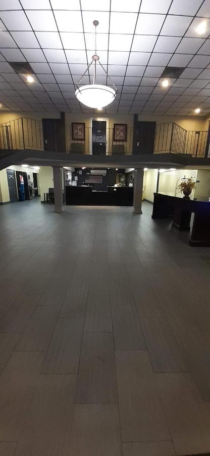 Americas Best Value Inn Phenix City Bagian luar foto